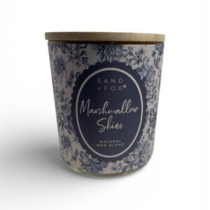 Sand + Fog “Marshmallow Skies” Scented Candle - NWT ***